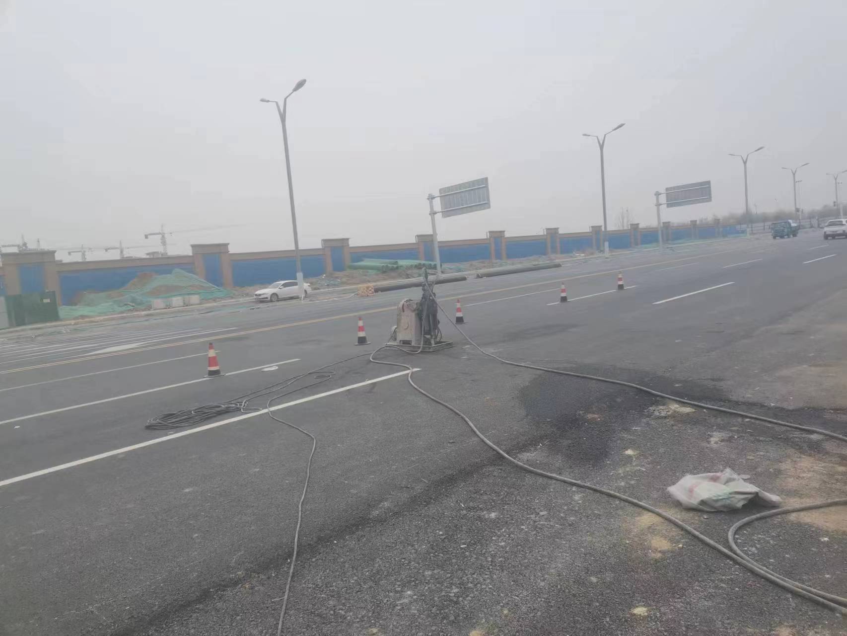 抱由镇马路注浆