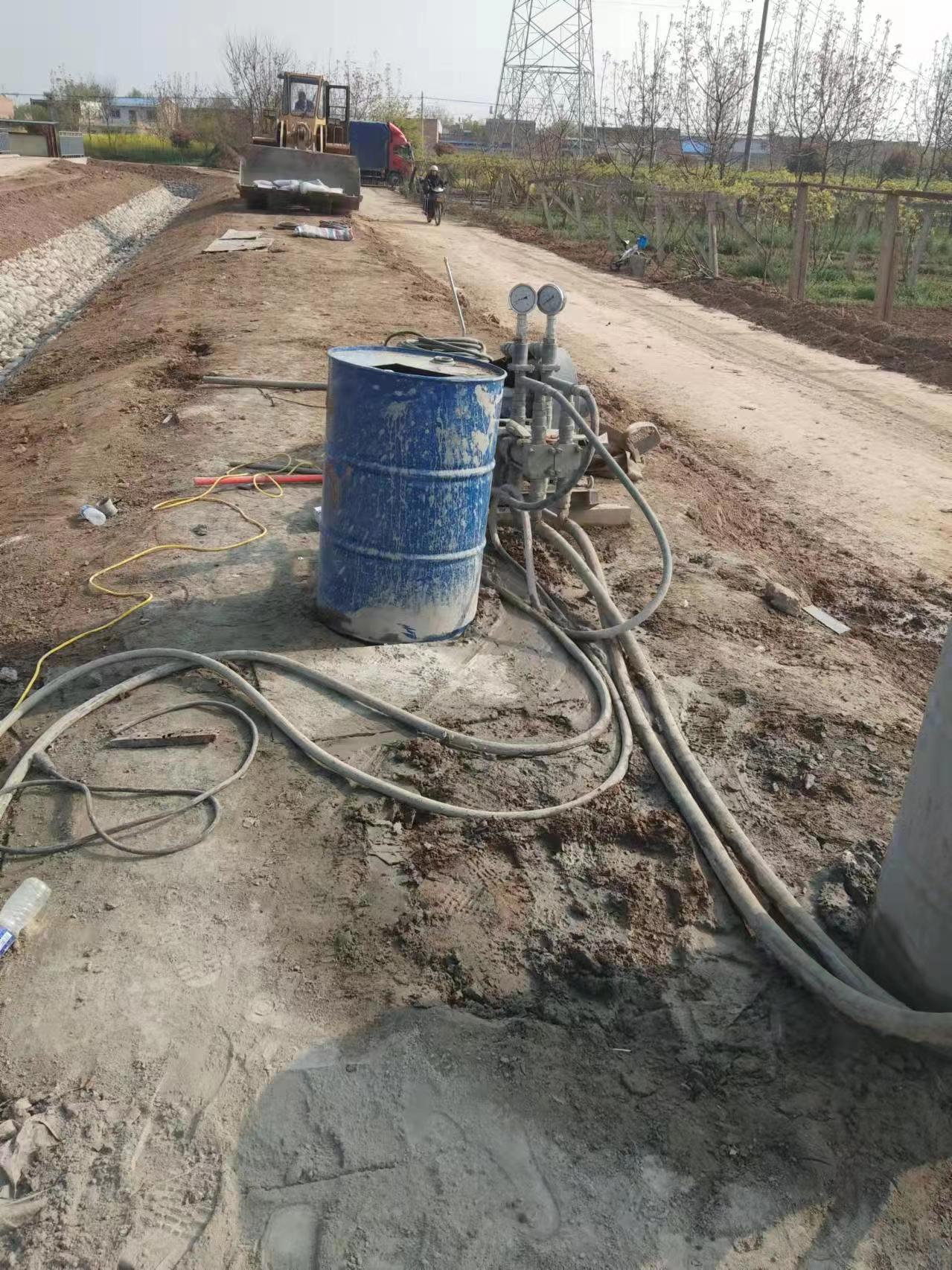 抱由镇顶管注浆