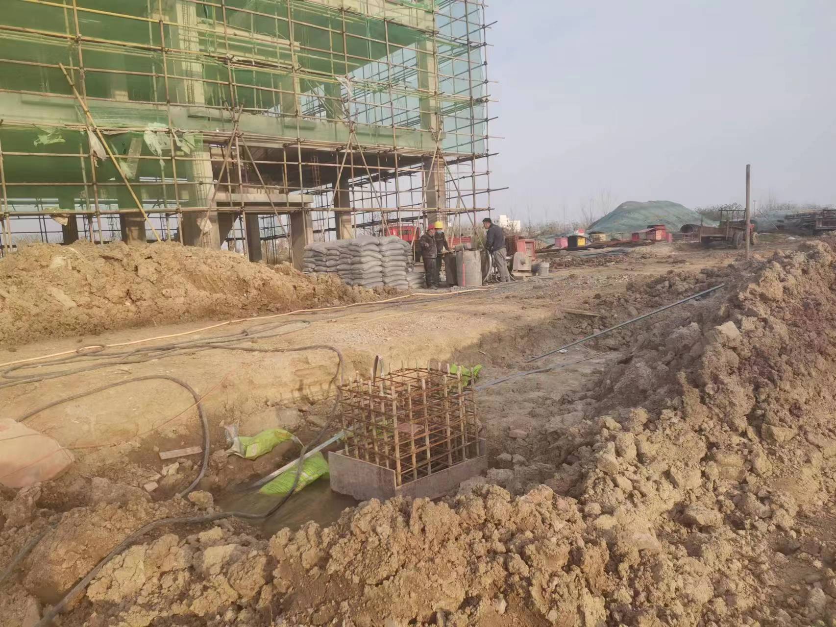 抱由镇当桥梁出现裂缝的时候应该及时加固修补